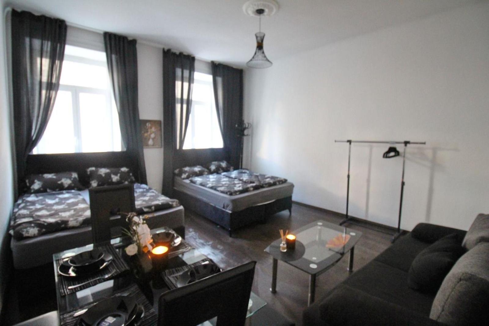 23Sam Apartment Vienna 23 Malfattigasse Luaran gambar