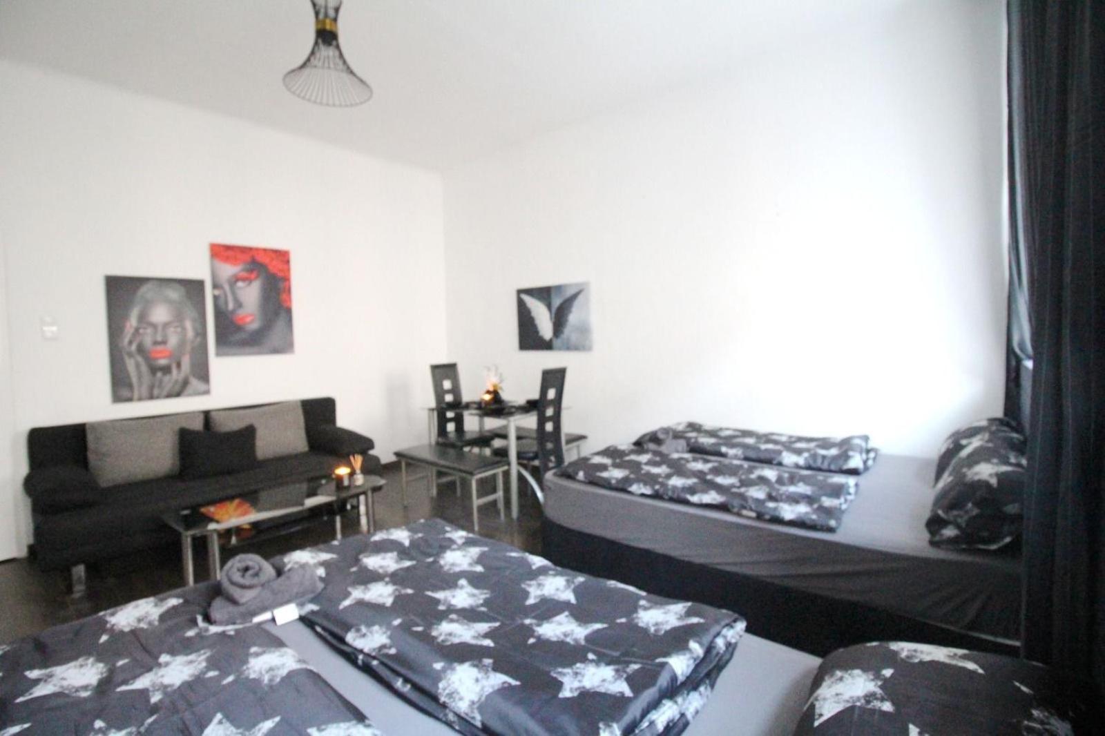 23Sam Apartment Vienna 23 Malfattigasse Luaran gambar