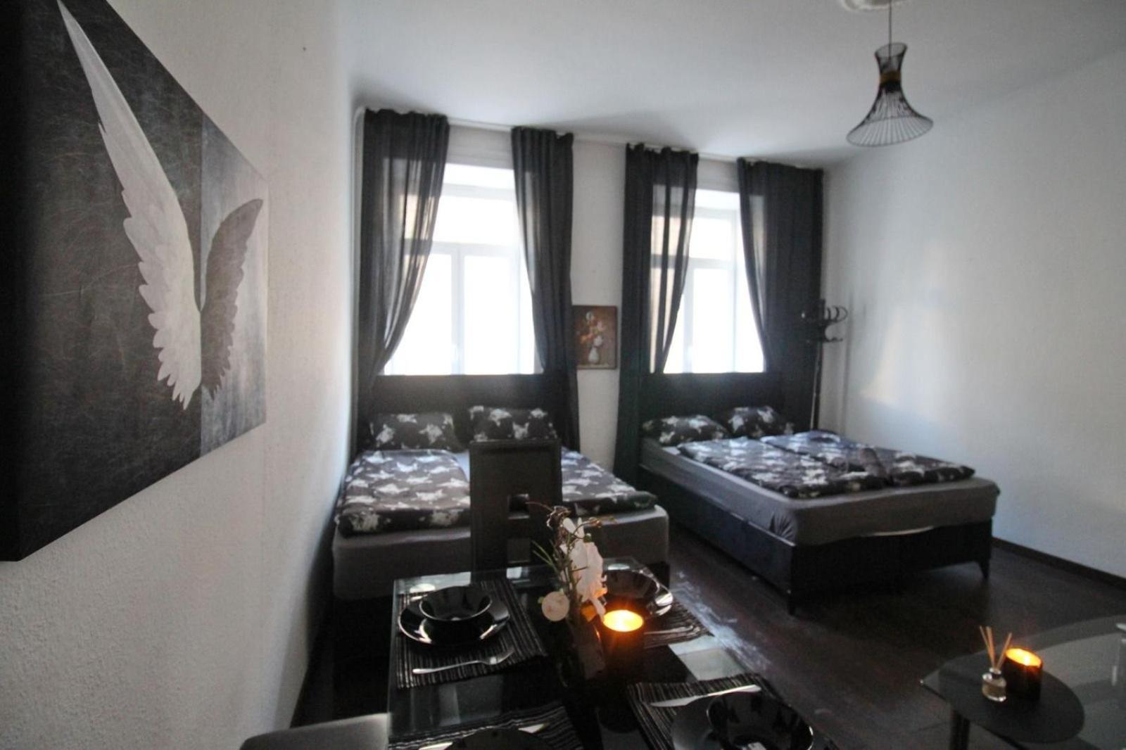 23Sam Apartment Vienna 23 Malfattigasse Luaran gambar